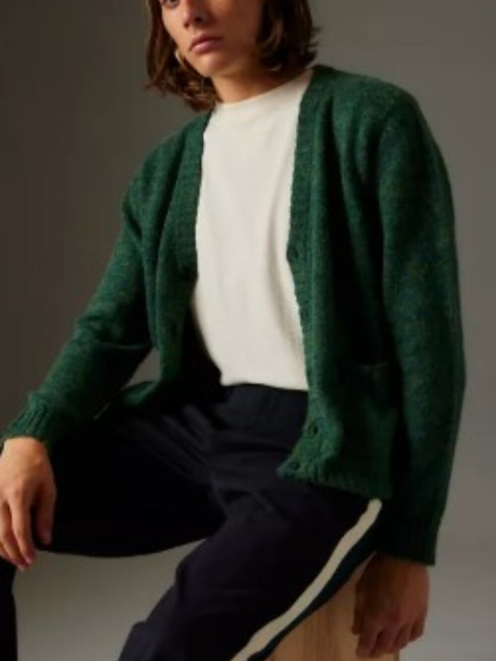 Urban Outfitters Green Knit Button Front Cardigan Sweater Pockets Size M - Picture 2 of 8